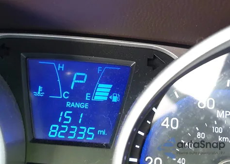 2013 Hyundai Tucson Limited z USA, uszkodzony, nr VIN KM8JU3AC6DU588824